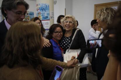 La alcaldesa de Madrid, Manuela Carmena, inaugura el primer Congreso de Empleadas del Hogar. 
