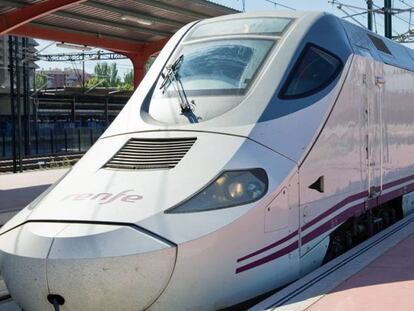 Renfe recorta el tiempo de viaje entre Madrid y Galicia con el nuevo tramo de AVE Zamora-Pedralba