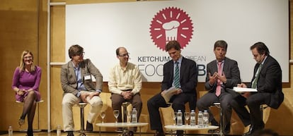 Los participantes en la mesa redonda 'La innovación en el sector de la alimentación en España. Últimas tendencias'.