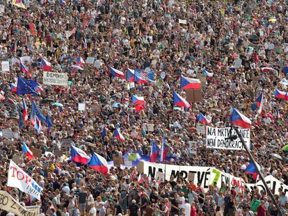 Manifestación contra el primer ministro checo en Praga.