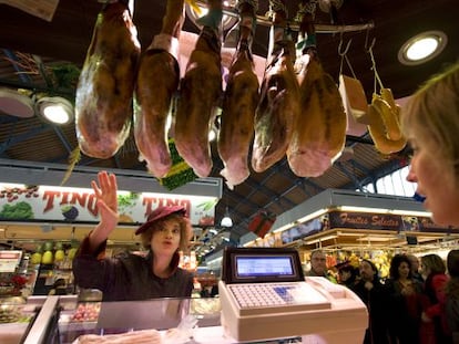 Lloll Bertran este mediod&iacute;a en el Mercat de la Llibertat en la presentaci&oacute;n de &#039;Fang i setfge&#039;