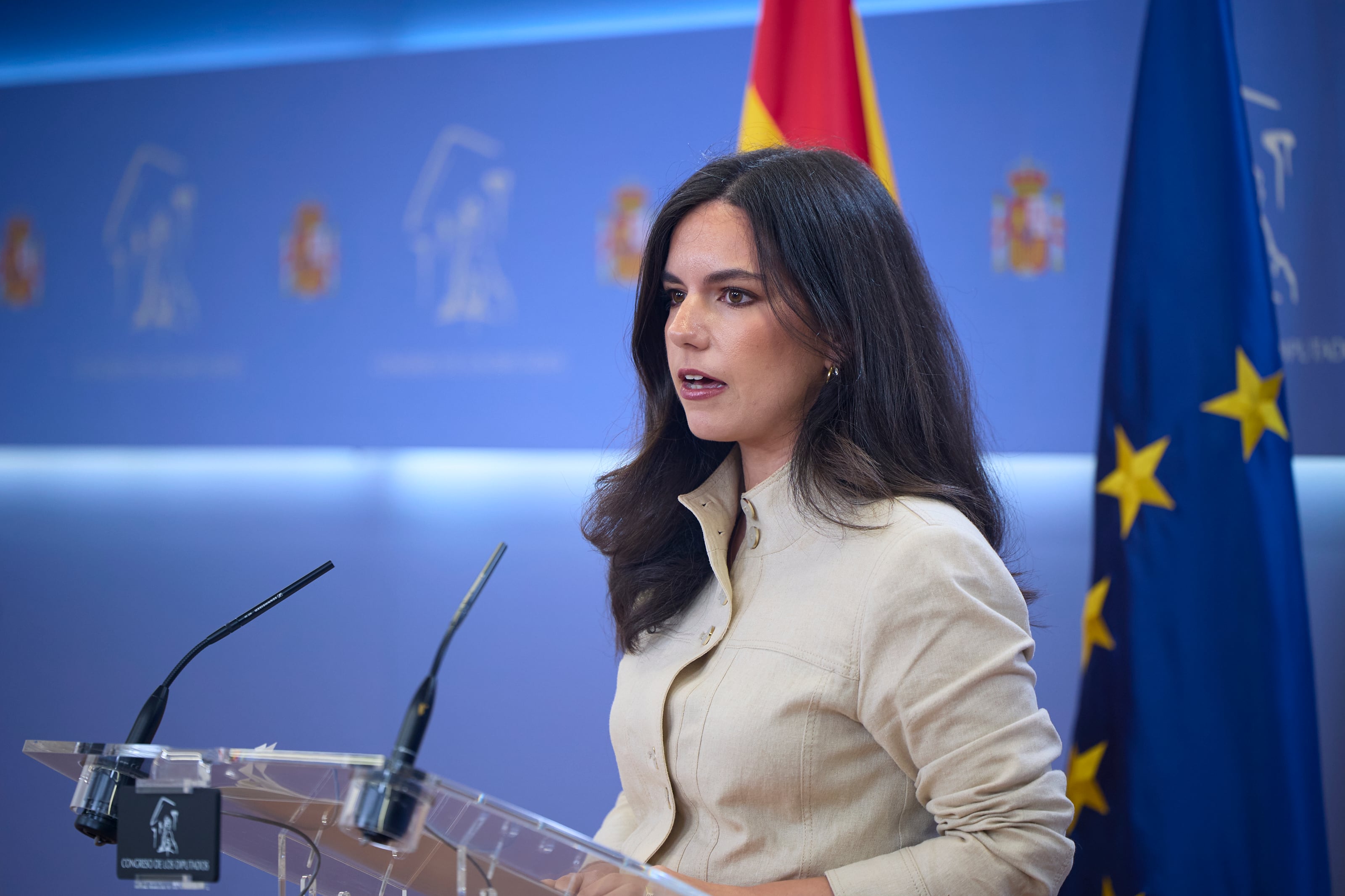 Vox cierra filas con Ayuso y desautoriza a su portavoz en la Asamblea de Madrid