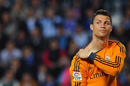 Ronaldo reacciona durante el encuentro ante el Málaga.