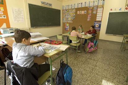 Ni?os en un centro de infantil y primaria de Galicia.