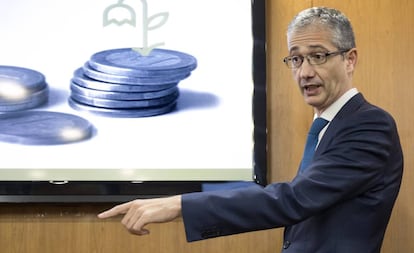 El gobernador del Banco de España, Pablo Hernández de Cos, en una conferencia el pasado octubre.