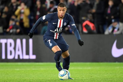 Mbappé, durante el último partido del PSG ante el Lille en la liga francesa.