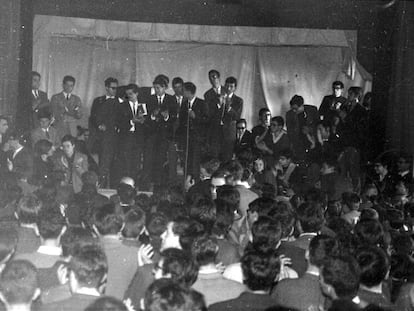 Els estudiants que van participar en la tancada.