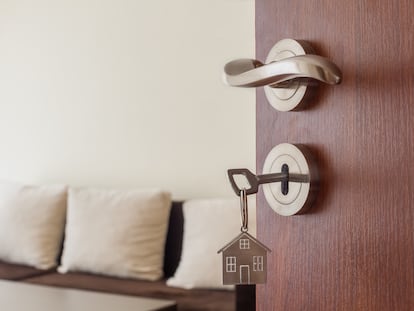 La duración mínima del alquiler salva a una inquilina del desahucio de una inmobiliaria