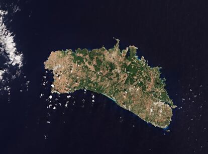 Vista de Menorca (Islas Baleares).