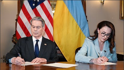 El secretario del Tesoro, Scott Bessent, y la ministra ucraniana de Economía, Yulia Svyrydenko ratificaron los términos del acuerdo.