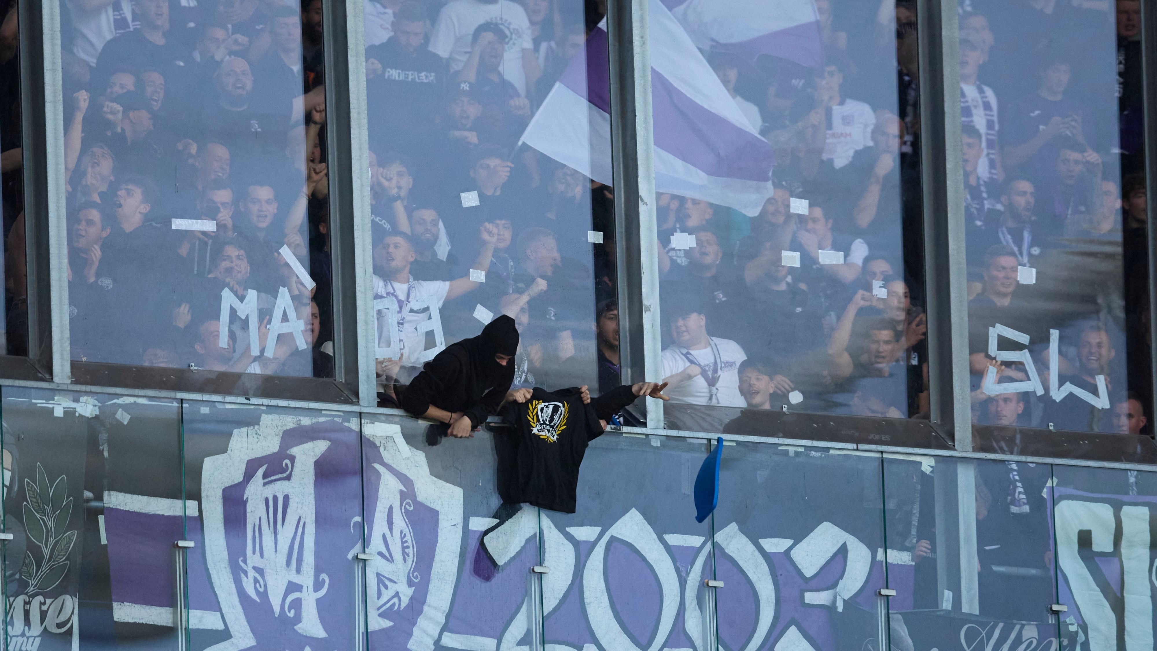 Indignación en Donostia por los incidentes provocados por los ultras del Anderlecht