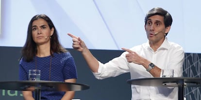 Laura Abasolo y José María Álvarez-Pallete, en la presentación del proyecto.