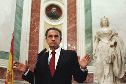 Zapatero el día que anunció en el Congreso el inicio del diálogo con la banda terrorista.