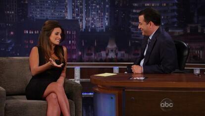 La actriz Penélope cruz reapareció ayer en el programa <i>Jimmy Kimmel Live!</i>, en la primera entrevista que concede después de dar a luz.