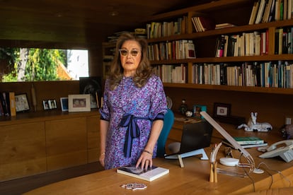 Paloma Jiménez Gálvez en la oficina de su casa, en Ciudad de México.