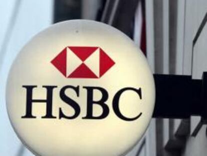 HSBC niega planes para trasladar su sede central