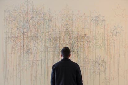 Obra de Shilpa Gupta, en el Centro Botín de Santander.