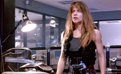 Linda Hamilton en su papel más icónico, el de Sarah Connor en la saga 'Terminator'.