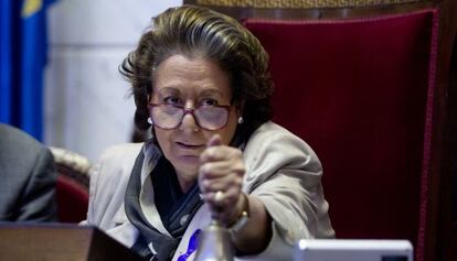 La alcaldesa de Valencia, Rita Barber&aacute;, durante uno de los plenos municipales. 