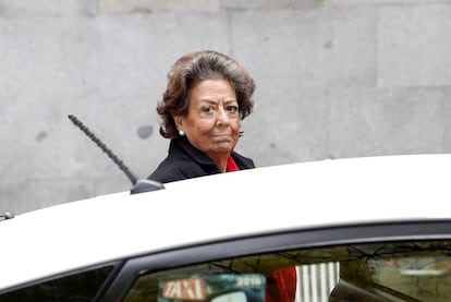 La senadora Rita Barberá a su llegada al Tribunal Supremo, el 21 de noviembre de 2016. 