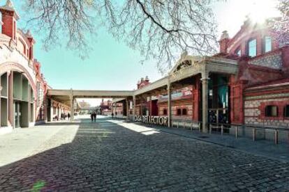 Nave del centro cultural Matadero de Madrid que funciona como sede del Movistar eSports Center.