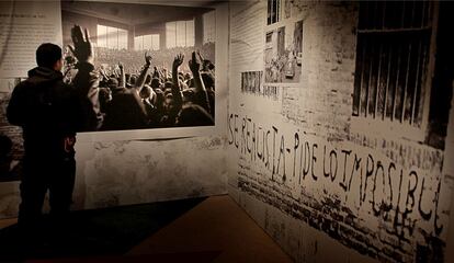 Asamblea en la Facultad de Medicina de Valencia en 1977 en una imagen de J. V. Penalba