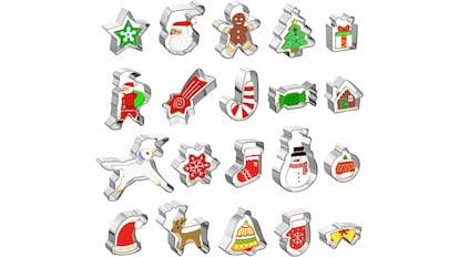 Vista de los recortadores con figuras navideñas de acero inoxidable.