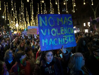 Manifestación contra la violencia machista en el Paseo de Gràcia de Barcelona. Foto: Massimiliano Minocri