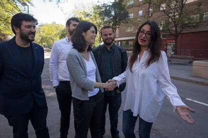 Isabel Serra (Podemos) y Sol Sánchez (IU) presentan la alianza de los dos partidos para las elecciones a la Comunidad. 