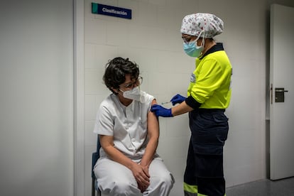 Vacunación en una residencia de Toledo, el pasado enero.