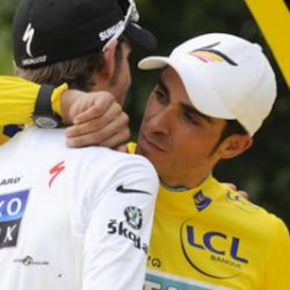 Contador cambia equipo