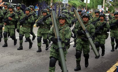 Un desfile militar en el Estado de Morelos. 