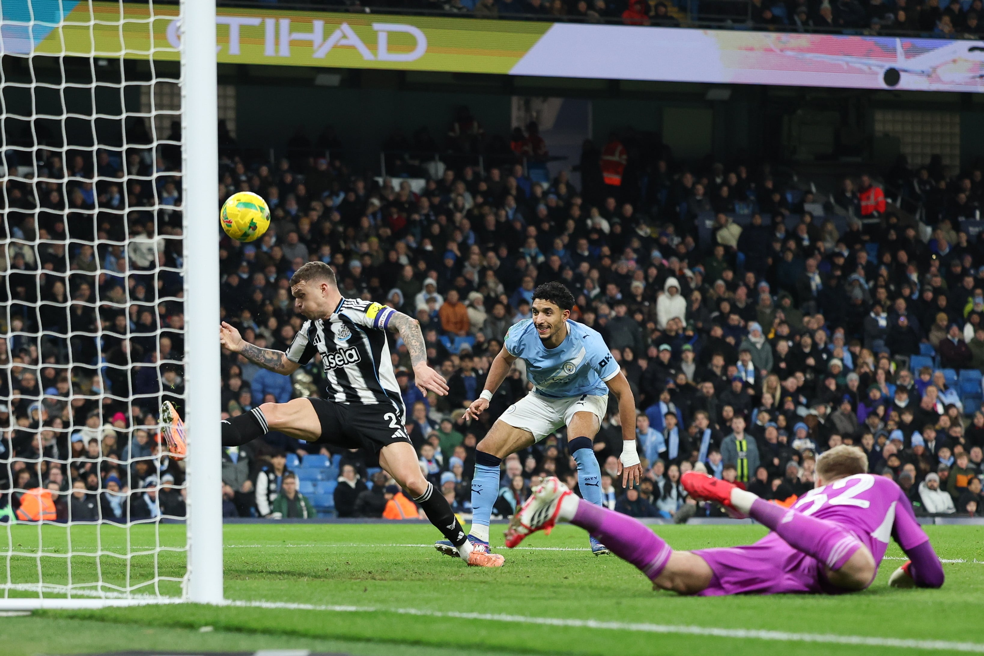 Manchester City reach Carabao final