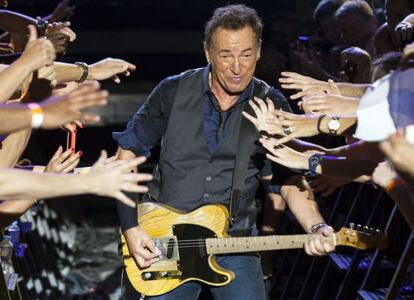 Bruce Springsteen durante un concierto.