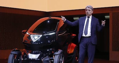 El presidente de Seat, Luca de Meo, durante la presentación el pasado febrero del coche eléctrico llamado 'Mínimo'.