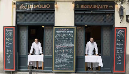 Romain Fornell (izquierda) y &Ograve;scar Manresa en Casa Leopoldo.