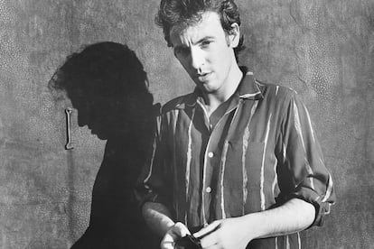 También en torno a 1970, Springsteen ya empezó a usar una de sus prendas favoritas: la camisa con estampados imprevisibles.