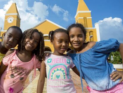 Niños en María la Baja, uno de los municipios azotados por el conflicto colombiano donde trabaja Ayuda en Acción.