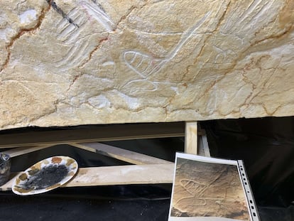 El desafío es usar los mismos materiales que los pintores originales en las dos etapas fechadas en Cosquer, hace 30.000 y 19.000 años, y también las mismas técnicas de grabado.