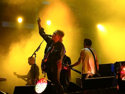 Robert Smith de The Cure en el festival Corona Capital en Ciudad de México, el 19 de noviembre.