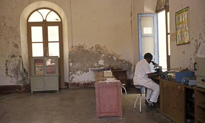 Imagen de archivo del laboratorio del hospital de Mozambique. 