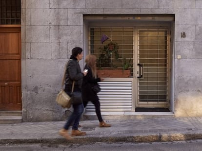 Local convertido en vivienda en la zona de La Latina, en Madrid. 