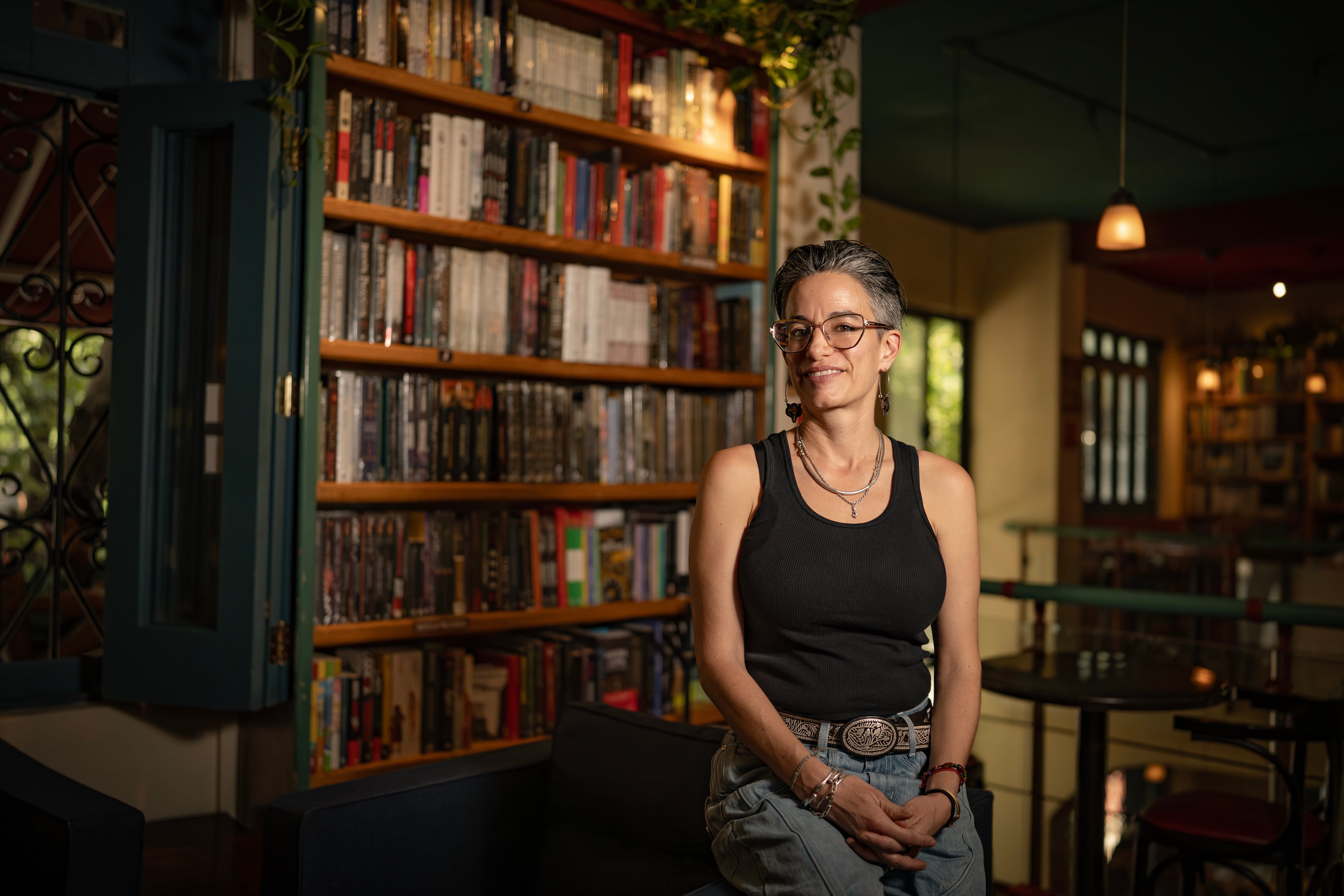 La voz feminista de Gabriela Jauregui entra en la feroz natu