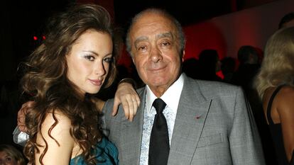 Camilla Al Fayed con su padre, Mohamed Al Fayed en una fiesta de Givenchy en París  en octubre de 2006. 