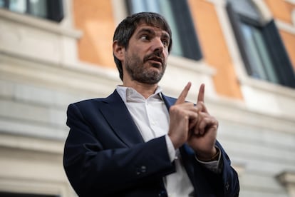 26/06/2025 El ministro de Cultura, Ernest Urtasun, tras asistir a una sesión plenaria en el Congreso de los Diputados, a 26 de junio de 2025, en Madrid (España). El Pleno del Congreso de los Diputados debate y vota la convalidación o derogación del programa 'Verano Joven' 2025, un programa dotado con 120 millones de euros y que ofrece descuentos de hasta el 90% en el transporte terrestre para los jóvenes de entre 18 y 30 años.
POLITICA
Alejandro Martínez Vélez - Europa Press