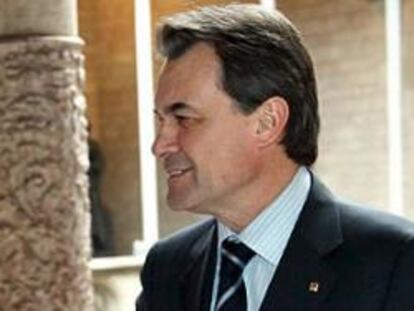 Cataluña sopesa un 'plan B' para emitir deuda en el extranjero