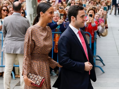 Victoria Federica de Marichalar y su hermano a su llegada al enlace del alcalde de Madrid, José Luis Martínez-Almeida, con Teresa Urquijo.
