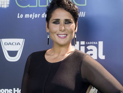 La cantante Rosa López durante el photocall del concierto Vive Dial 2017.