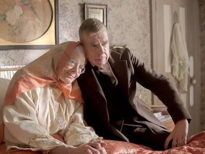 Vanessa Redgrave y Timothy Spall, en 'La sra. Lowry e hijo'.