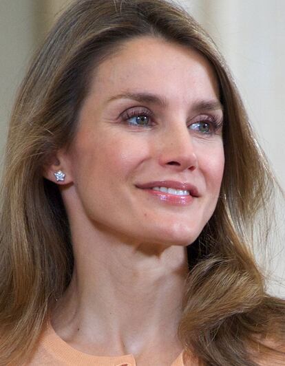 Letizia luce las &#8216;estrellas&#8217;, sus pendientes talismán